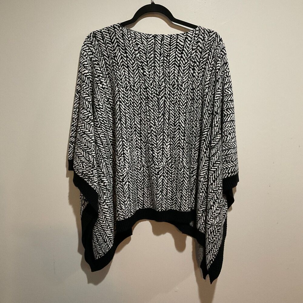 Lululemon Herringbone Divinity Poncho Shawl Sweater Tencel Cashmere Blend O/S